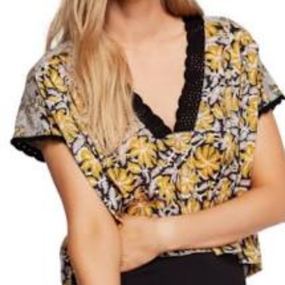 Free People Tops - Free People Leilani Print Crop Top Size Large